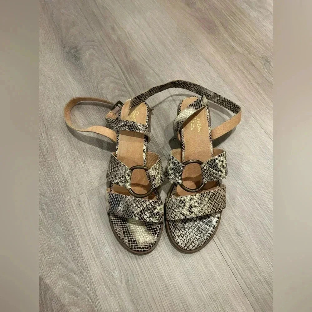 SEYCHELLES Exhilarating Snake Embossed Sandals In Tan Black / Size 7 / - Picture 3 of 7